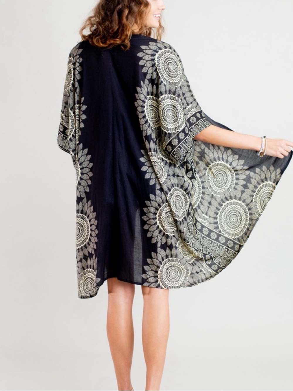 Lotus and Luna black and white
Kimono or beach cover up